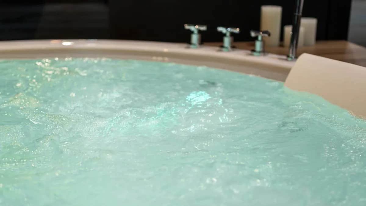 Ile prądu zużywa jacuzzi ogrodowe? Sprawdź, ile zapłacisz za energię