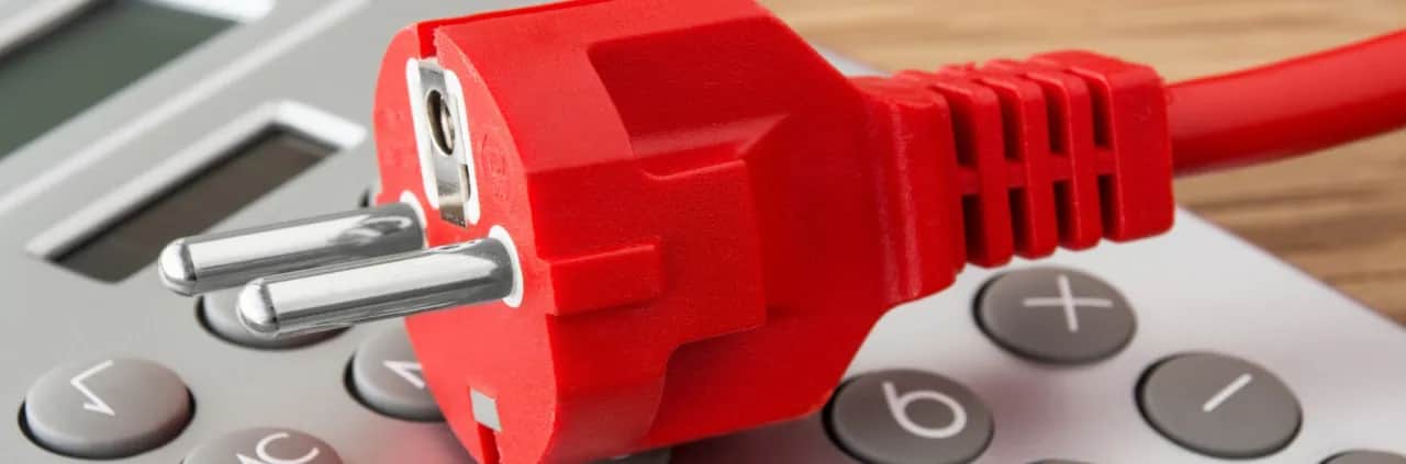 Ile prądu zużywa żarówka 100w? Oblicz swoje koszty energii